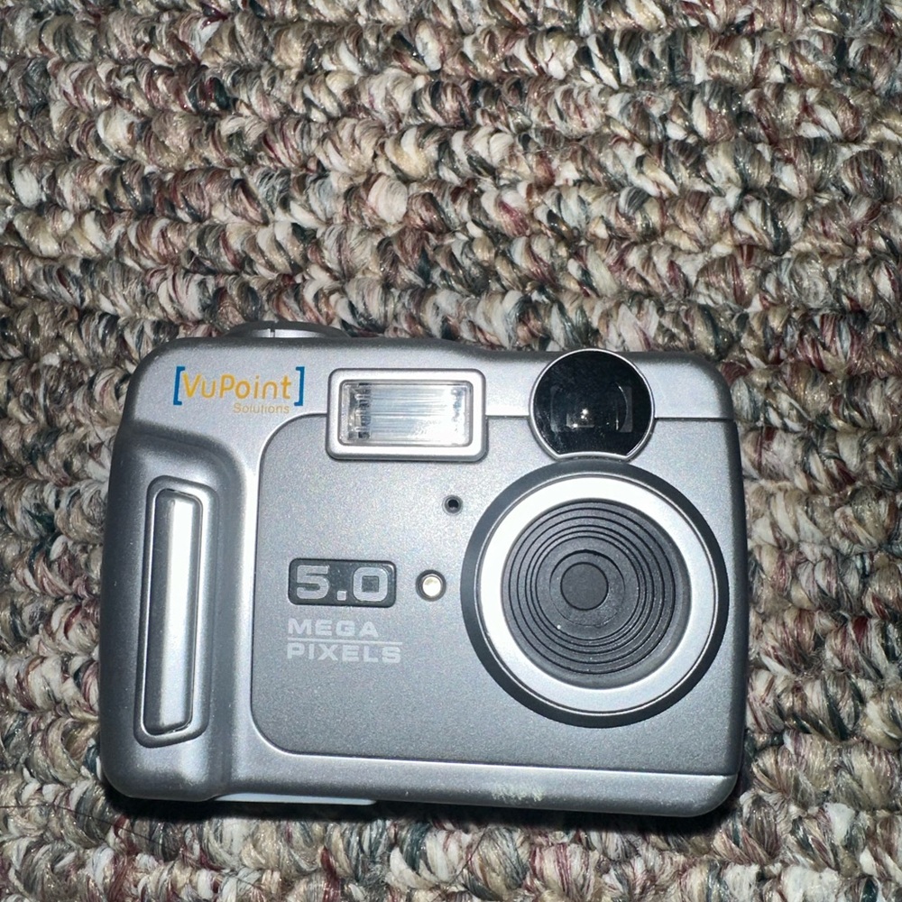 VU Point digital camera